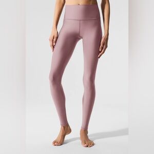 ALO Airlift Leggings